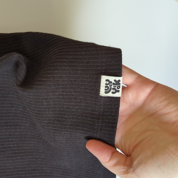 Lucy & Yak Susie Vest Top: ORGANIC COTTON & LENZING ECOVERO - Black - Size XL - Picture 4 of 7